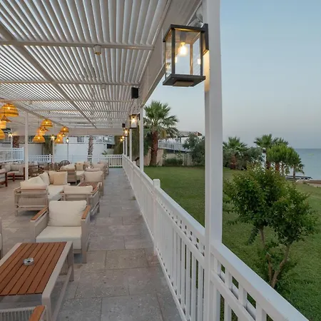 Hotel Numa Club Side