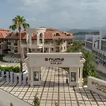 Numa Club - Ultra 5* Side